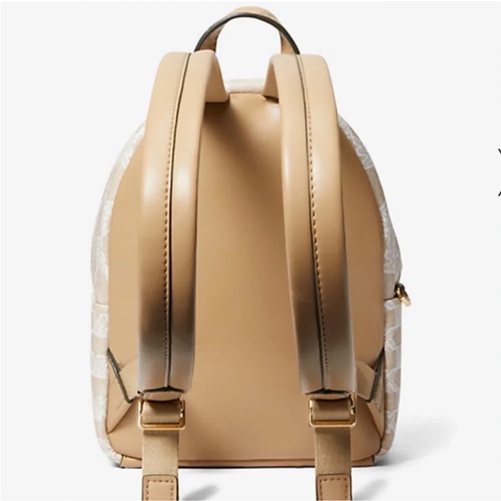 MICHAEL KORS
Maisie Extra-Small Logo 2-in-1 Backpack
Camel
NWT - Picture 4 of 16
